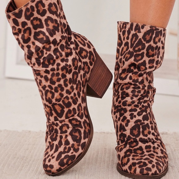 Leaped print mid calf bootie - Picture 2 of 10